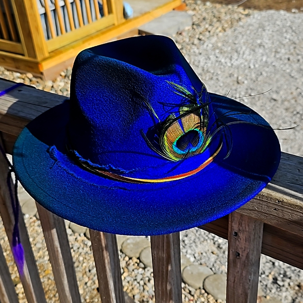 Felt hat